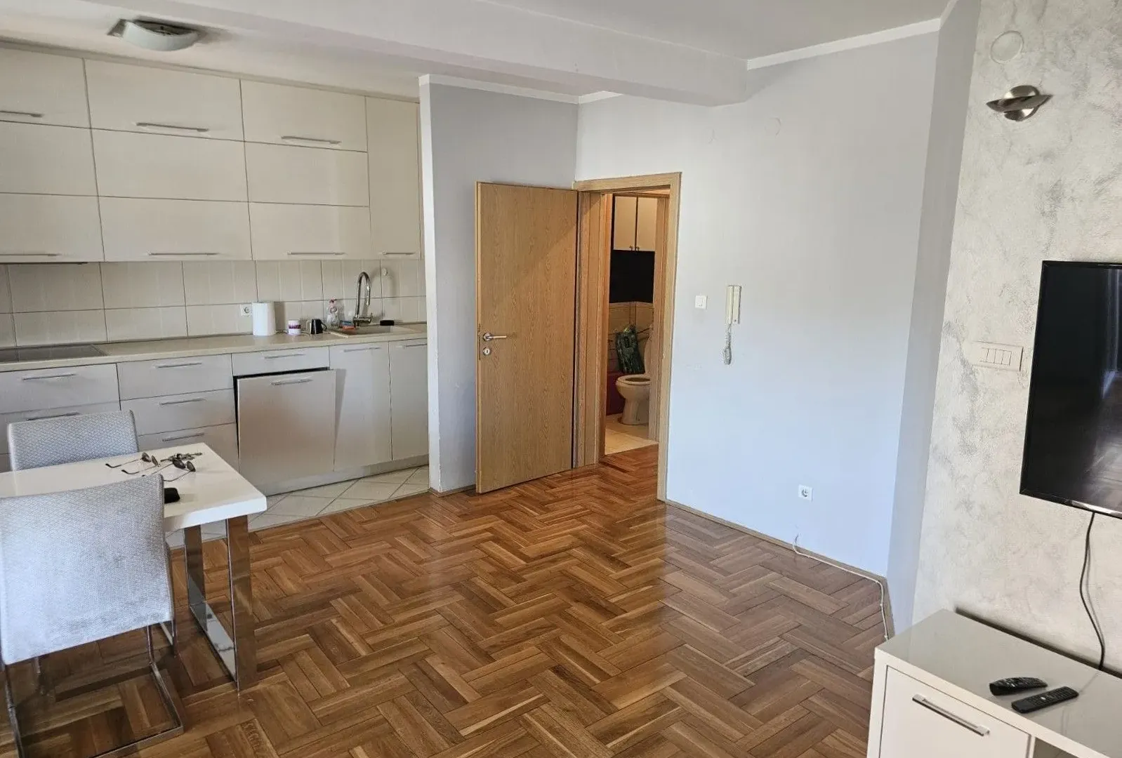 Sale, two bedroom apartment, 76m², Zagorič, Podgorica