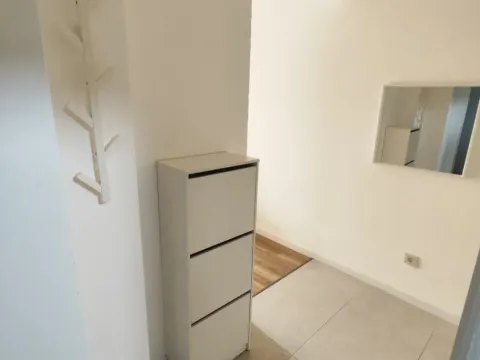 Izdavanje, jednosoban stan, 42m², Kavač, Kotor - image 6