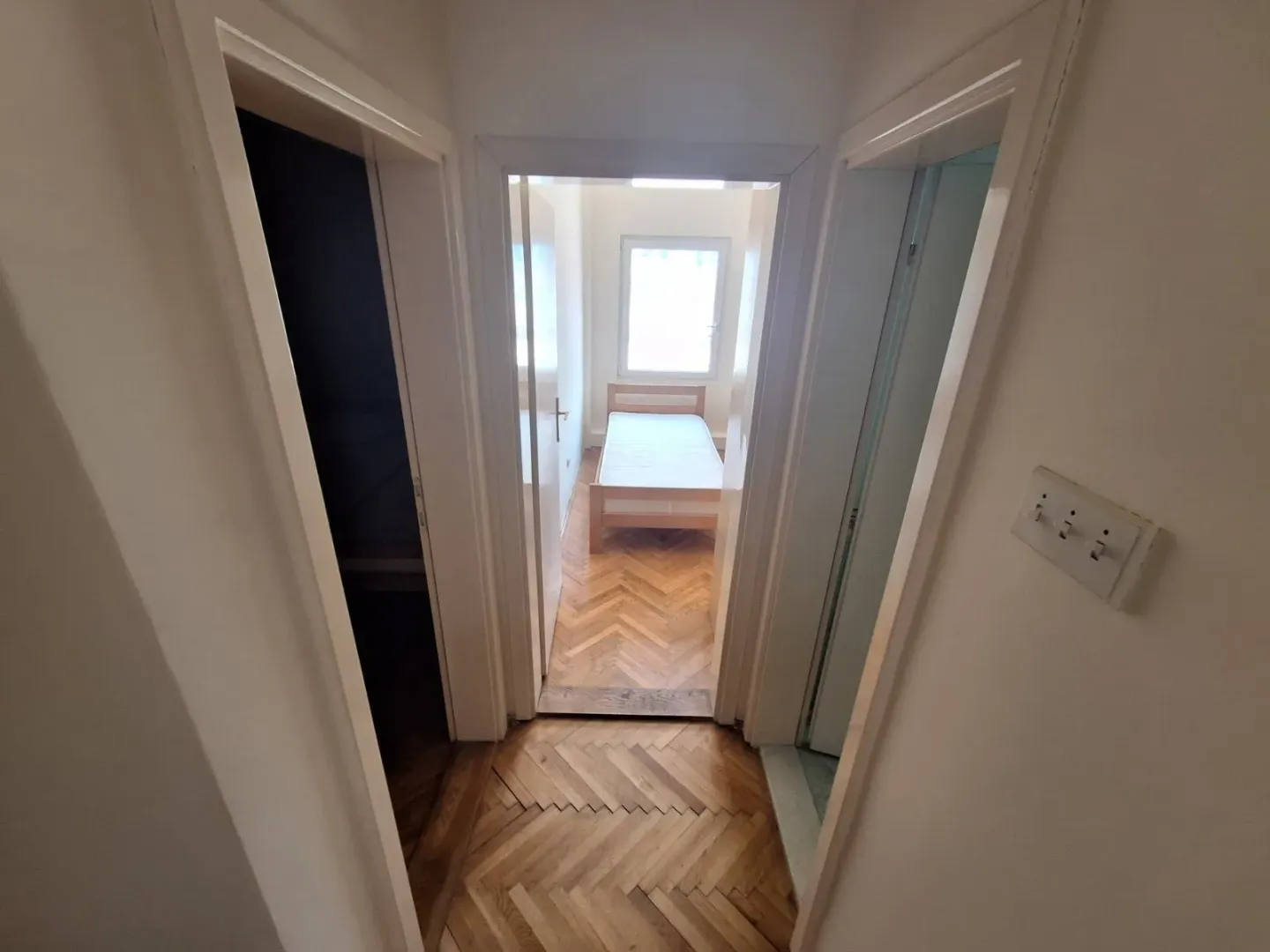 Rent, three bedroom apartment, 81m², Centar, Budva