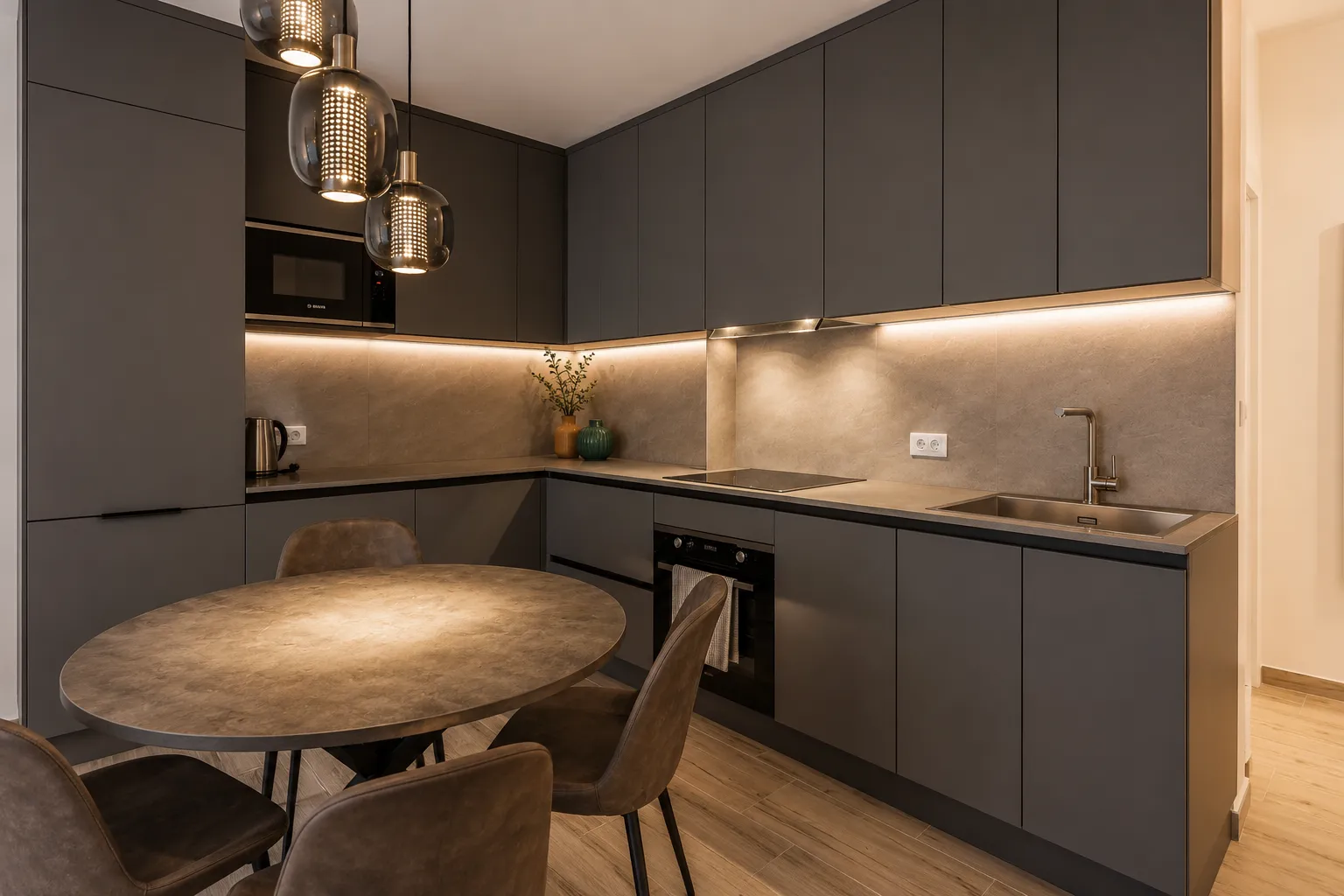 Sale, two bedroom apartment, 72m², Bečići, Budva