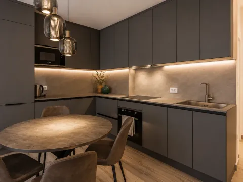 Prodaja, dvosoban stan, 72m², Bečići, Budva - image 9