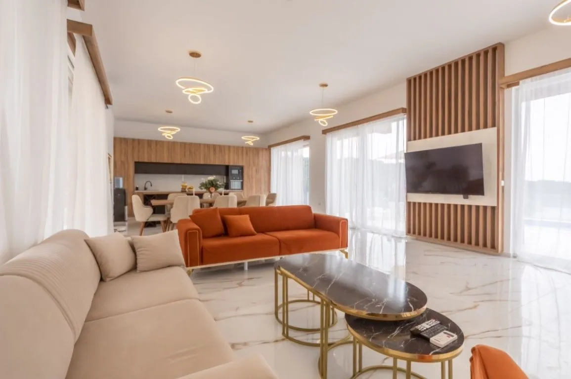 Sale, house, 513m², Dobre Vode, Bar