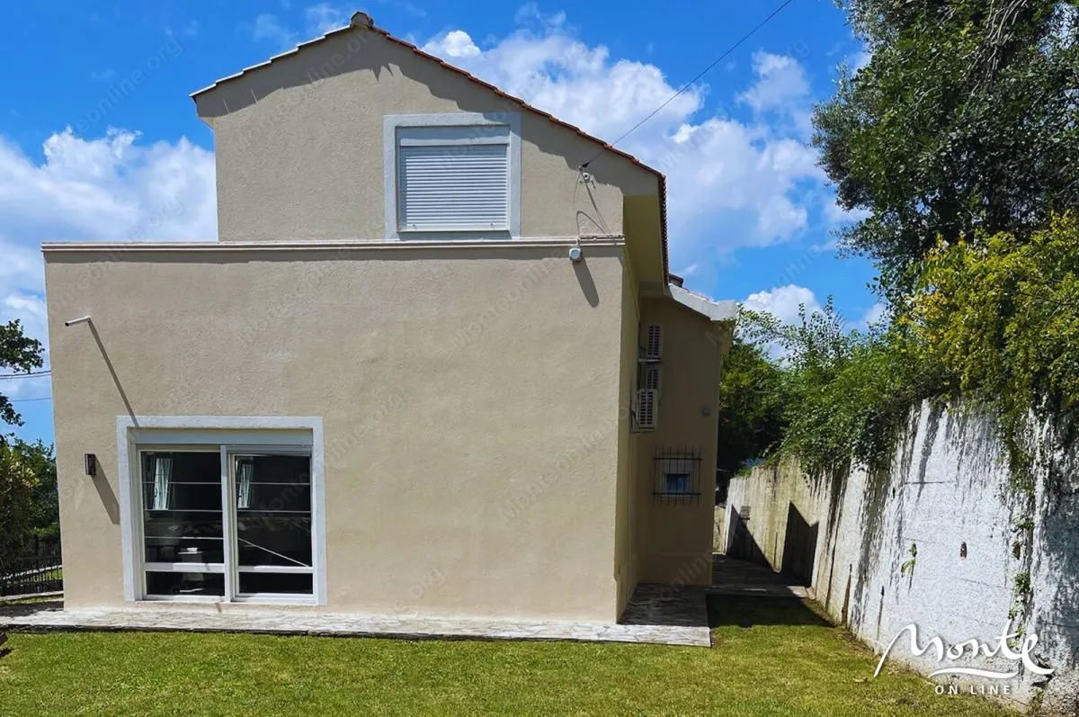 Sale, house, 270m², Kotor, Crna Gora