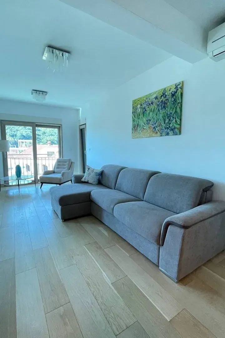 Sale, two bedroom apartment, 93m², Pržno, Budva