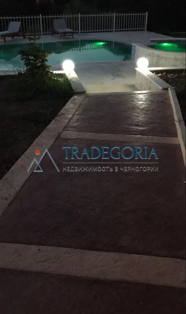 Prodaja, kuća, 264m², Bar, Crna Gora