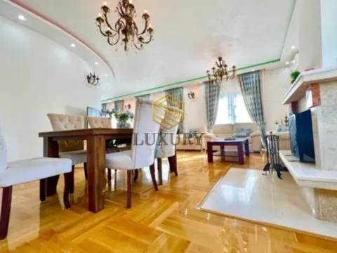 Prodaja, kuća, 400m², Centar, Budva - image 3