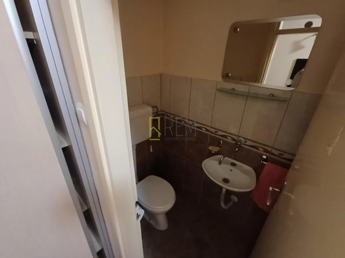 Sale, two bedroom apartment, 84m², Centar, Podgorica