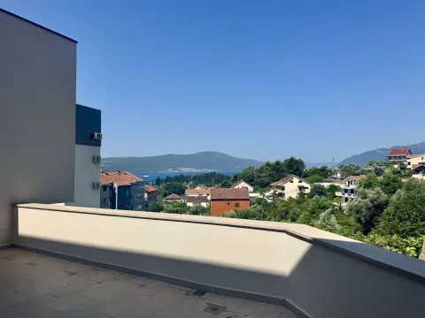 Izdavanje, dvosoban stan, 86m², Kava, Tivat - image 11