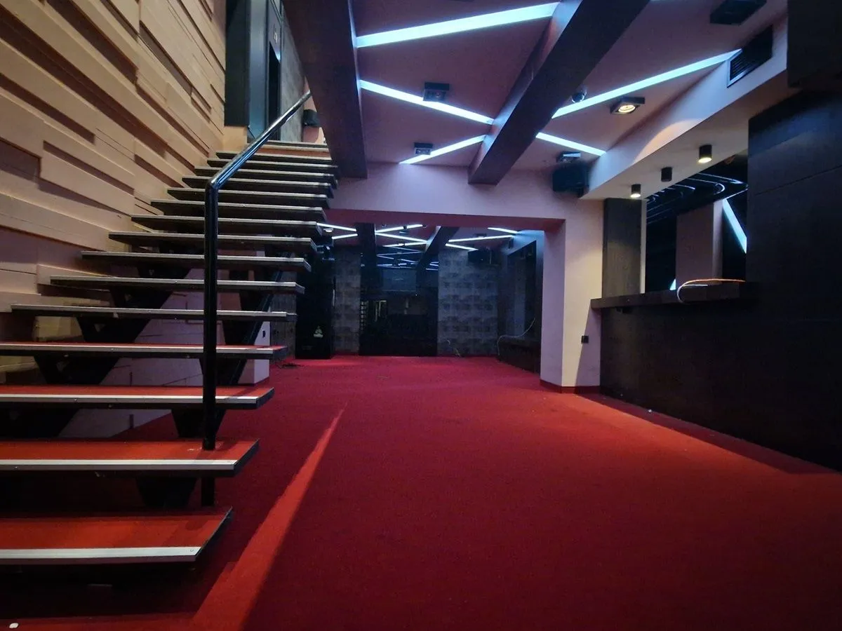 Sale, office space, 215m², Savski Venac, Beograd