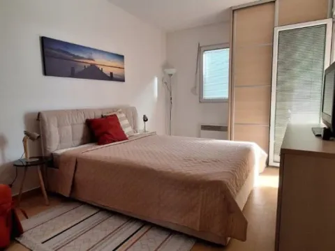 Izdavanje, jednosoban stan, 46m², Babin Do, Budva - image 5