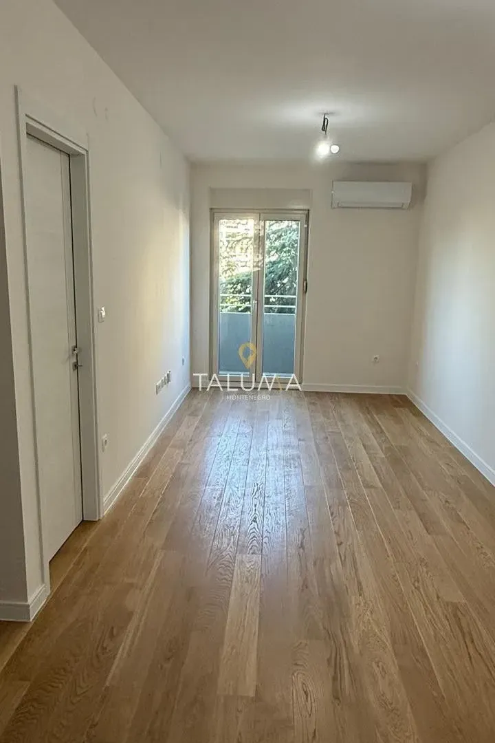 Rent, one bedroom apartment, 40m², City Kvart, Podgorica