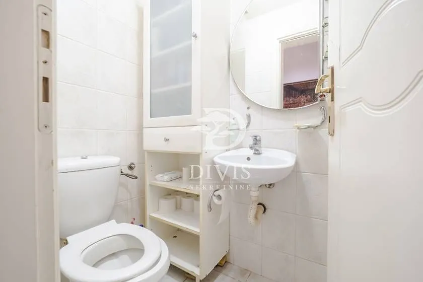 Prodaja, četvorosoban stan, 101m², Vukov Spomenik, Zvezdara Sve Podlokacije