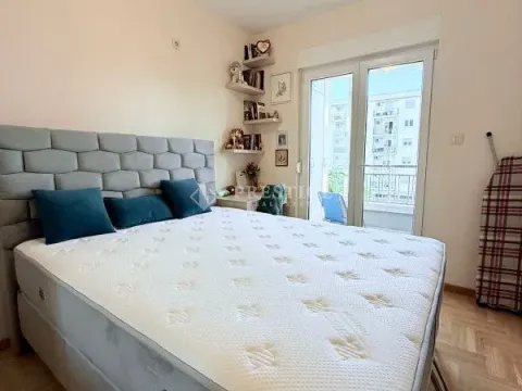 Rent, one bedroom apartment, 56m², Pobrežje, Podgorica - image 11