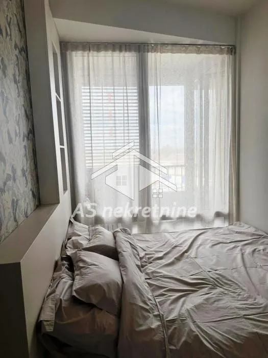 Izdavanje, dvosoban stan, 45m², Stari Grad, Beograd