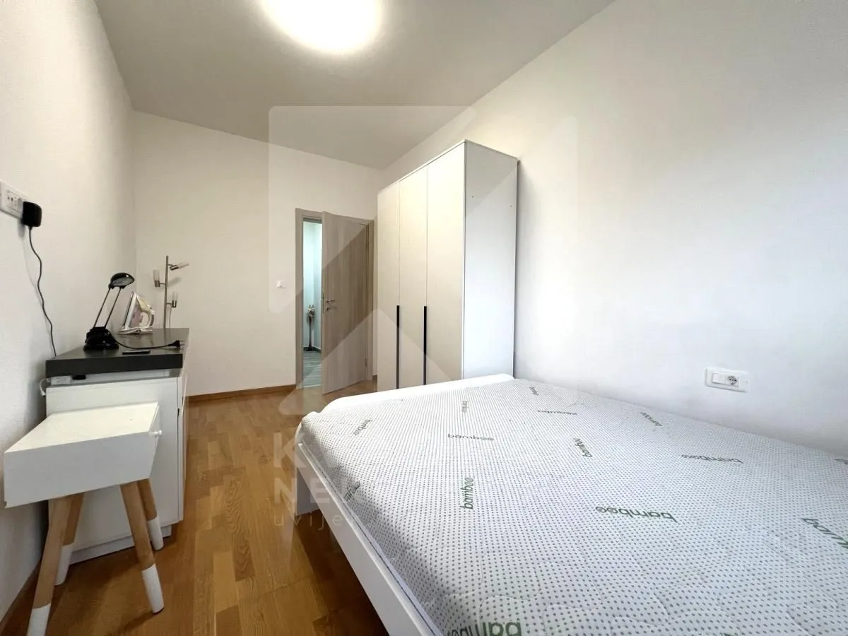 Izdavanje, dvosoban stan, 80m², Stari Aerodrom, Podgorica