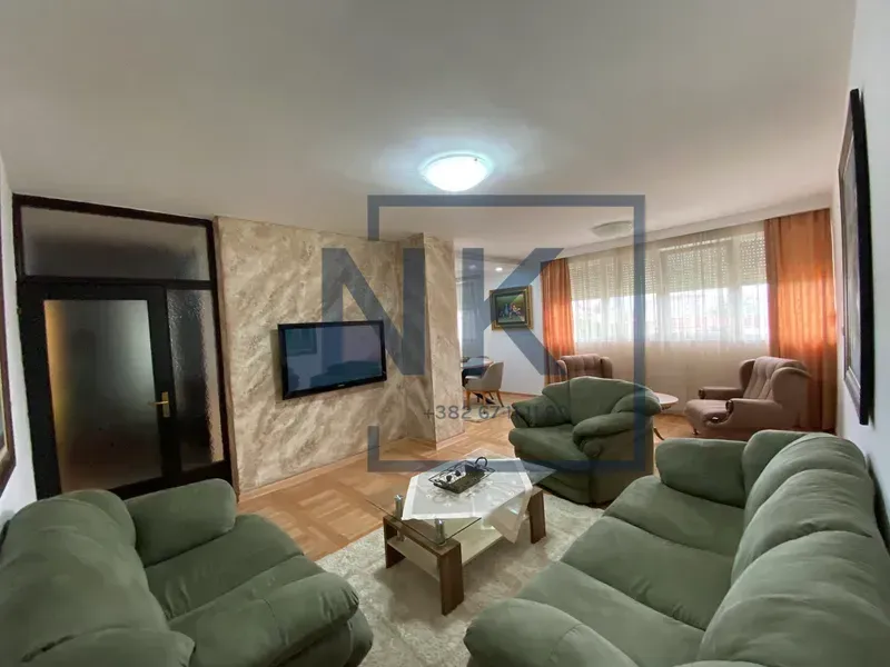 Prodaja, dvosoban stan, 80m², Stari Aerodrom, Podgorica