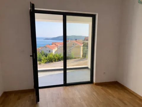 Prodaja, jednosoban stan, 42m², Bečići, Budva - image 2
