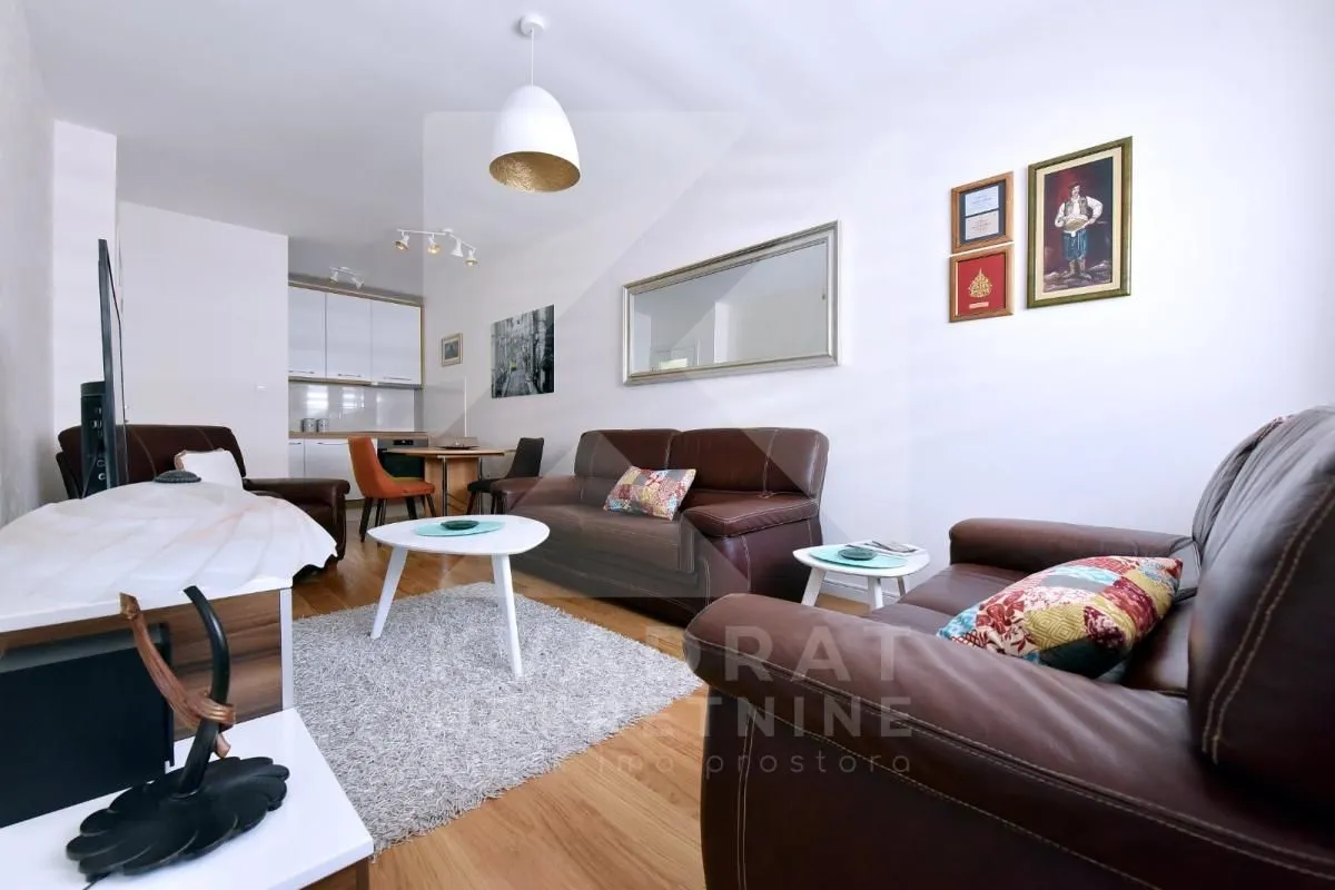 Rent, one bedroom apartment, 50m², Central Point, Podgorica
