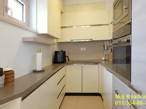 Prodaja, četvorosoban stan, 130m², Vračar Hram, Vračar Sve Podlokacije - image 5