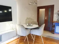 Izdavanje, dvosoban stan, 64m², Pobrežje, Podgorica - image 6