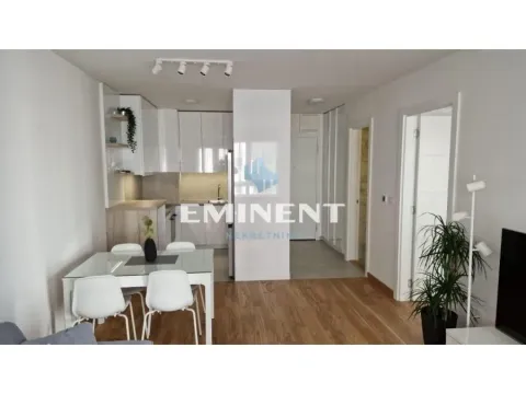 Izdavanje, dvosoban stan, 54m², Novi Beograd Blok 65, Novi Beograd Sve Podlokacije - image 4