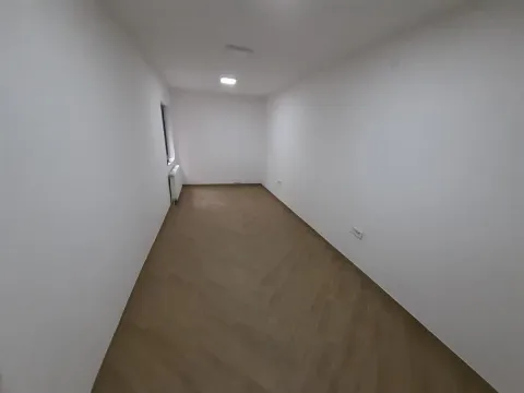 Izdavanje, poslovni prostor, 270m², Centar, Niš - image 5