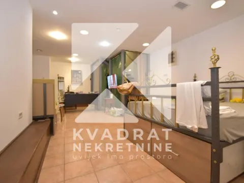 Rent, office space, 63m², Centar, Podgorica - image 7