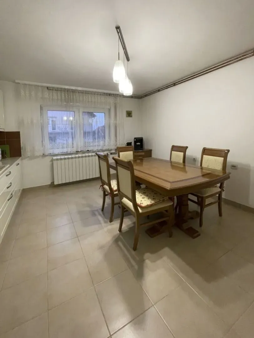 Prodaja, kuća, 166m², Klupci, Loznica