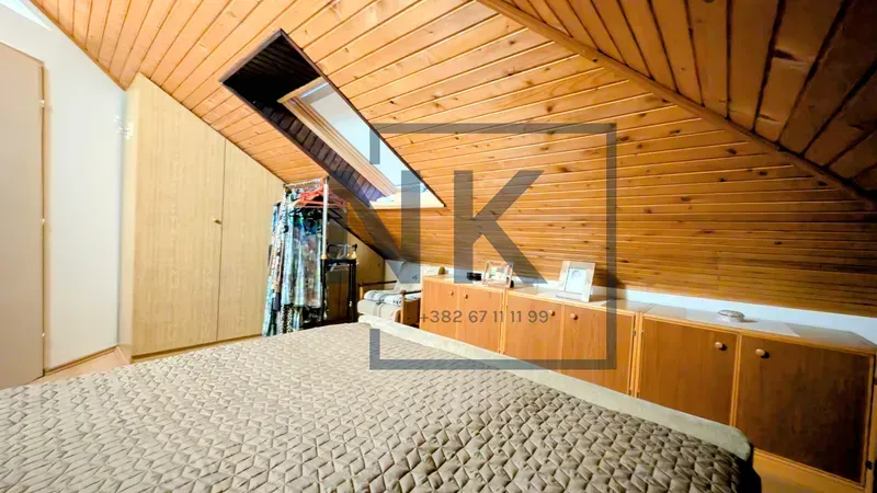 Prodaja, četvorosoban stan, 140m², Centar, Podgorica