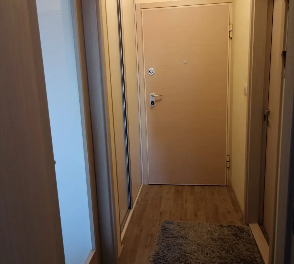 Izdavanje, jednosoban stan, 46m², City Kvart, Podgorica