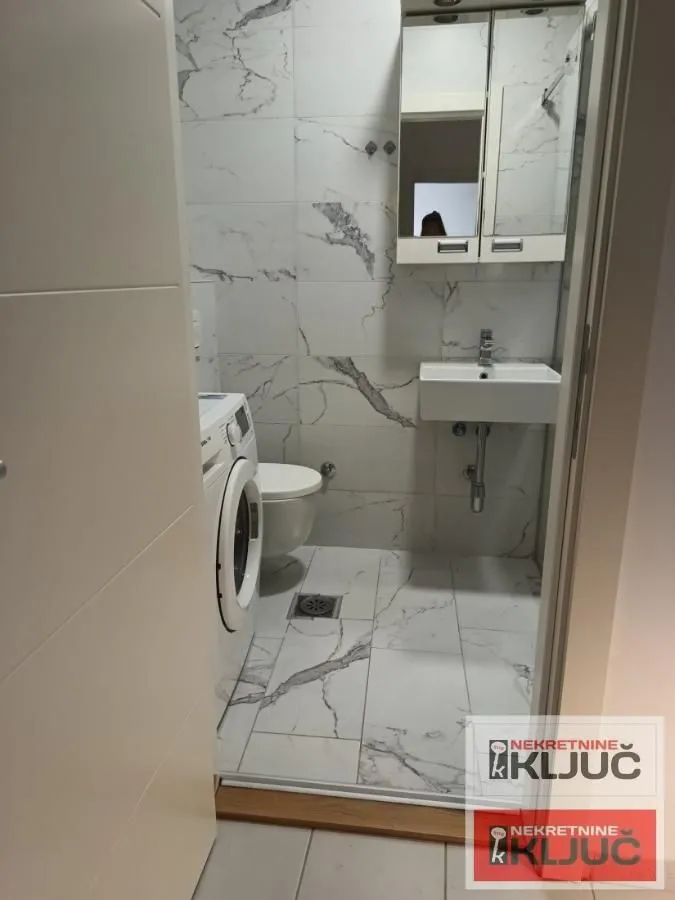 Prodaja, dvosoban stan, 55m², Podbara, Novi Sad Sve Podlokacije