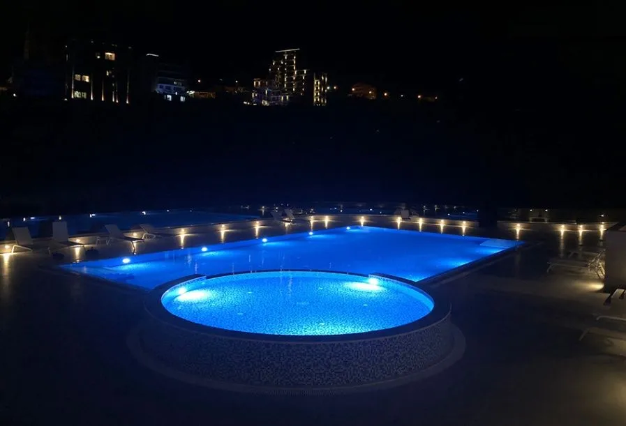 Prodaja, dvosoban stan, 61m², Bečići, Budva