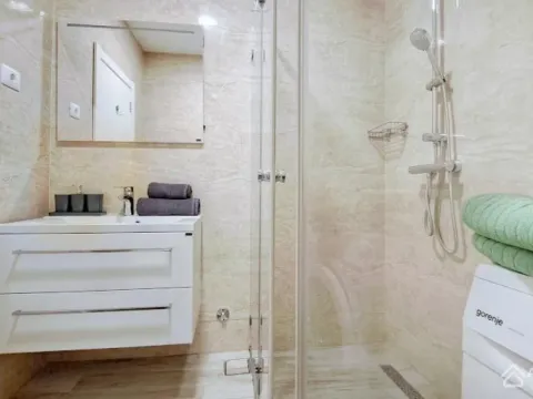 Prodaja, garsonjera, 38m², Dobre Vode, Bar - image 10