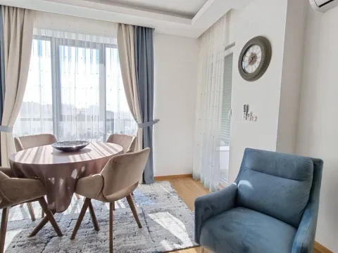 Rent, one bedroom apartment, 49m², Budva, Crna Gora - image 22