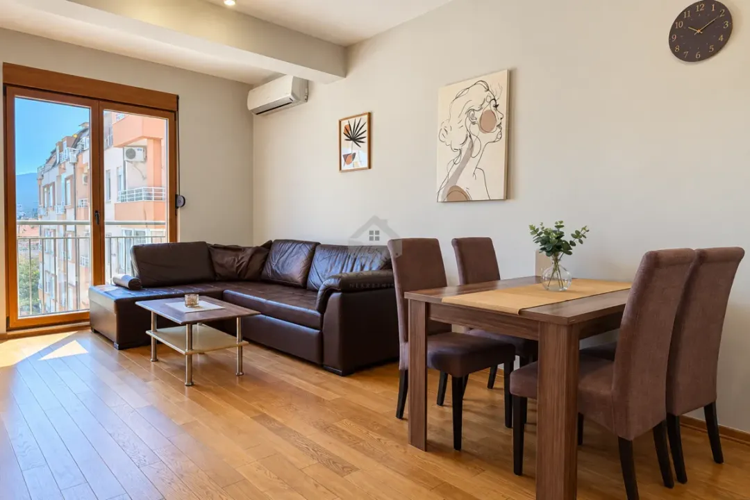 Prodaja, jednosoban stan, 47m², Krivi Most, Podgorica