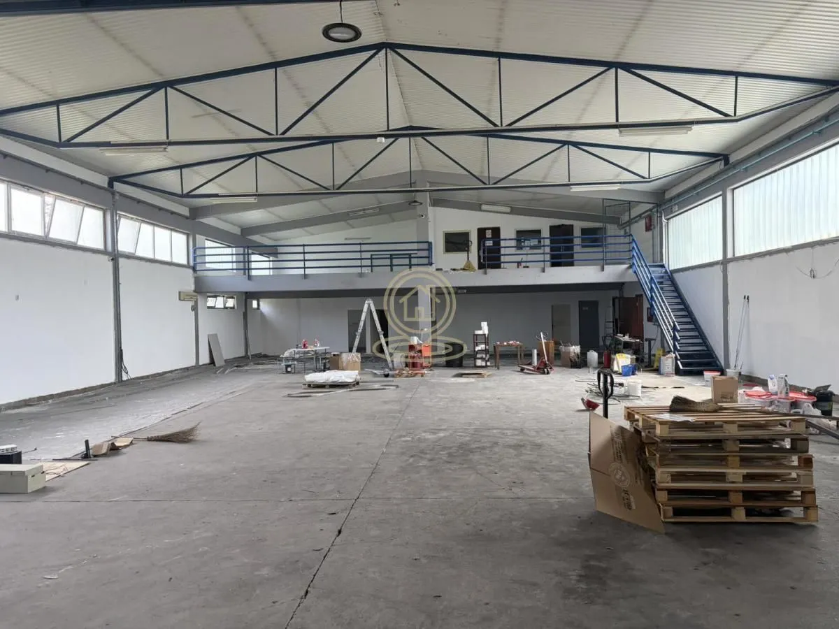Rent, office space, 1800m², Zemun Sve Podlokacije, Beograd