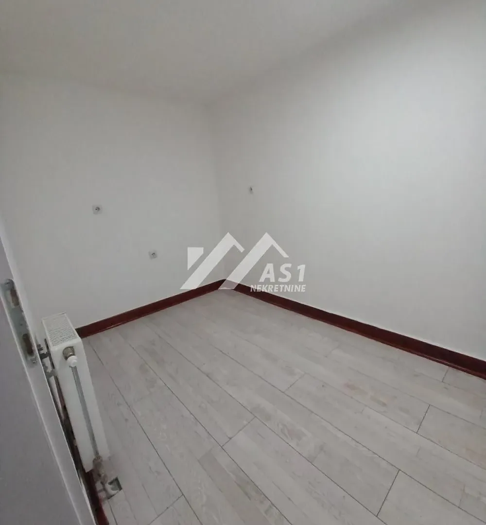 Prodaja, dvosoban stan, 50m², Stari Majur, Petrovaradin