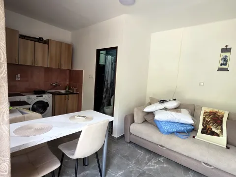 Rent, studio apartment, 20m², Mrčevac, Tivat - image 2