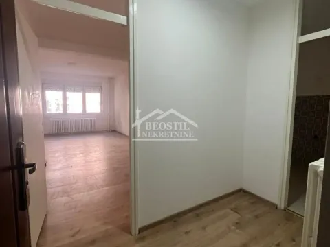 Prodaja, dvosoban stan, 56m², Papazovac, Smederevo - image 2