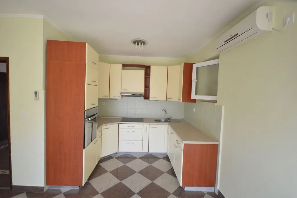 Prodaja, kuća, 322m², Baošići, Herceg Novi