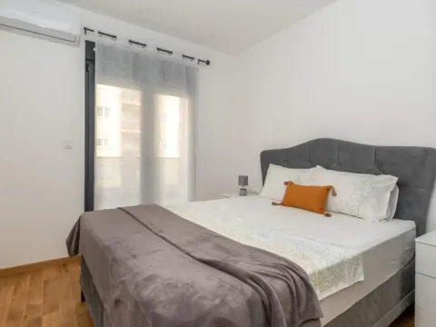 Rent, one bedroom apartment, 46m², City Kvart, Podgorica - image 5