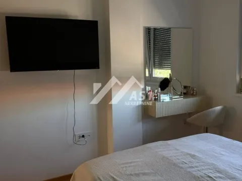 Izdavanje, trosoban stan, 60m², Petrovaradin, Novi Sad - image 6
