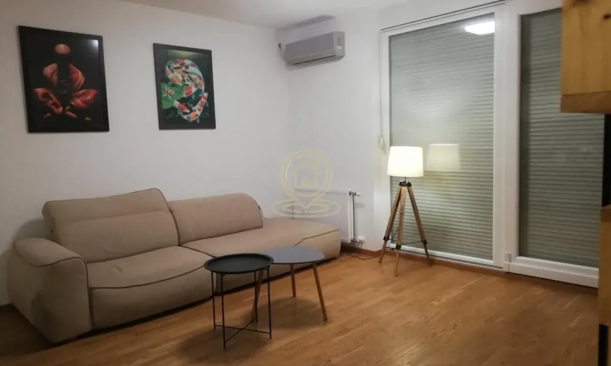 Izdavanje, trosoban stan, 69m², Sajmište, Novi Sad