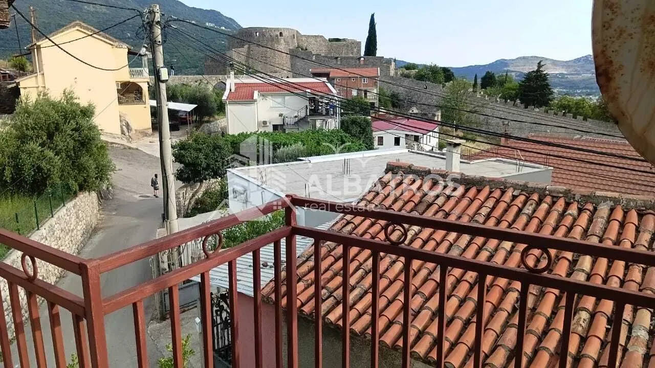 Sale, house, 130m², Centar, Bar