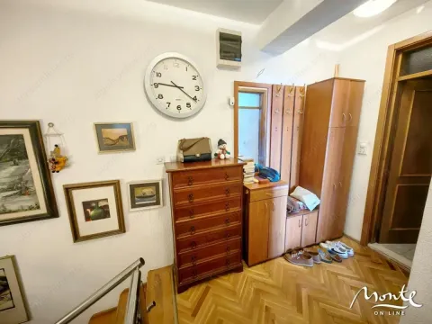 Prodaja, trosoban stan, 91m², Podgorica, Crna Gora - image 10