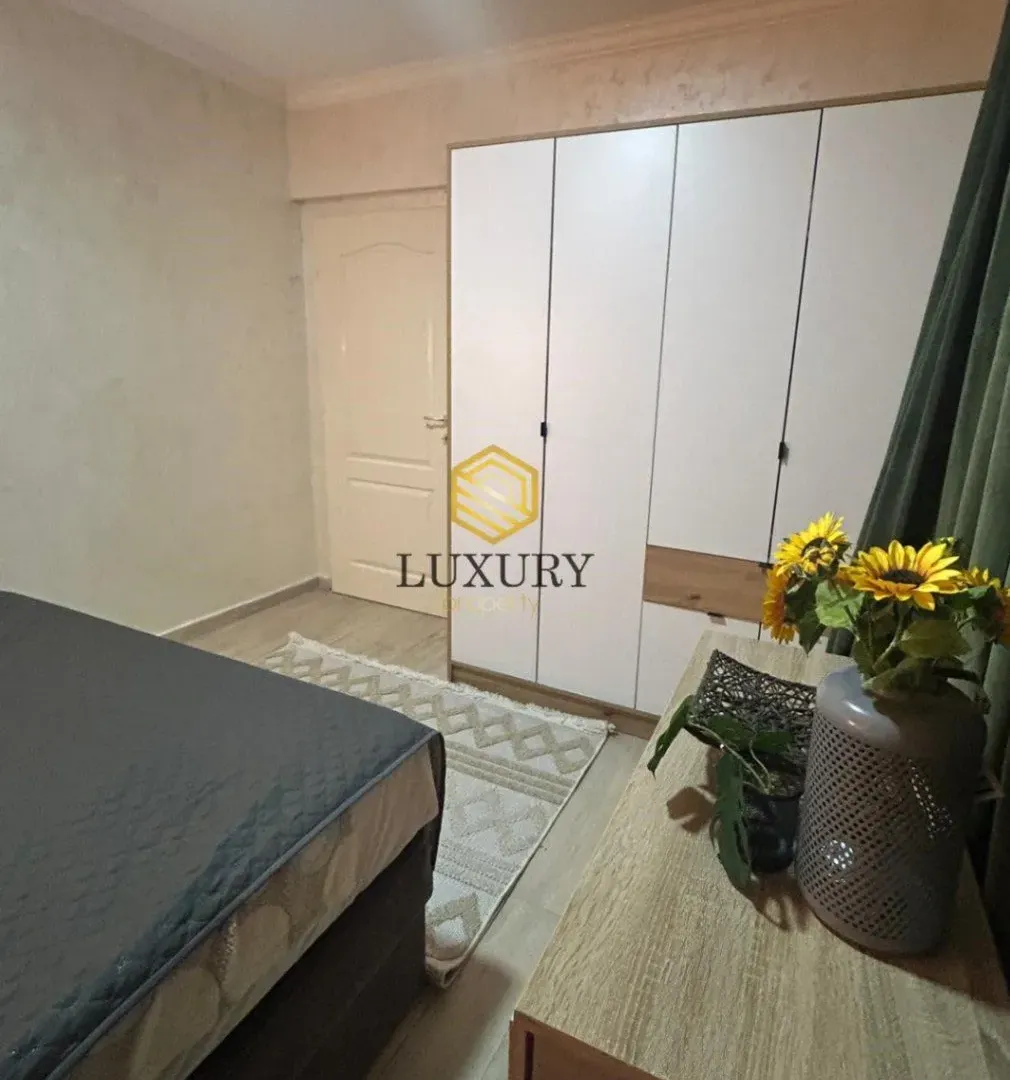 Izdavanje, jednosoban stan, 40m², Zlatica, Podgorica