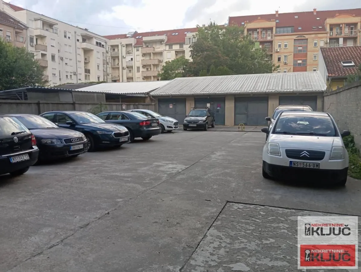 Izdavanje, dvosoban stan, 45m², Nova Detelinara, Novi Sad Sve Podlokacije