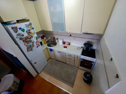 Prodaja, jednosoban stan, 45m², Stari Aerodrom, Podgorica - image 9