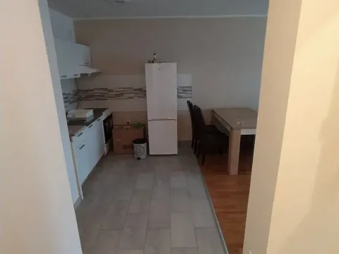 Izdavanje, jednosoban stan, 48m², Sajmište, Novi Sad - image 3