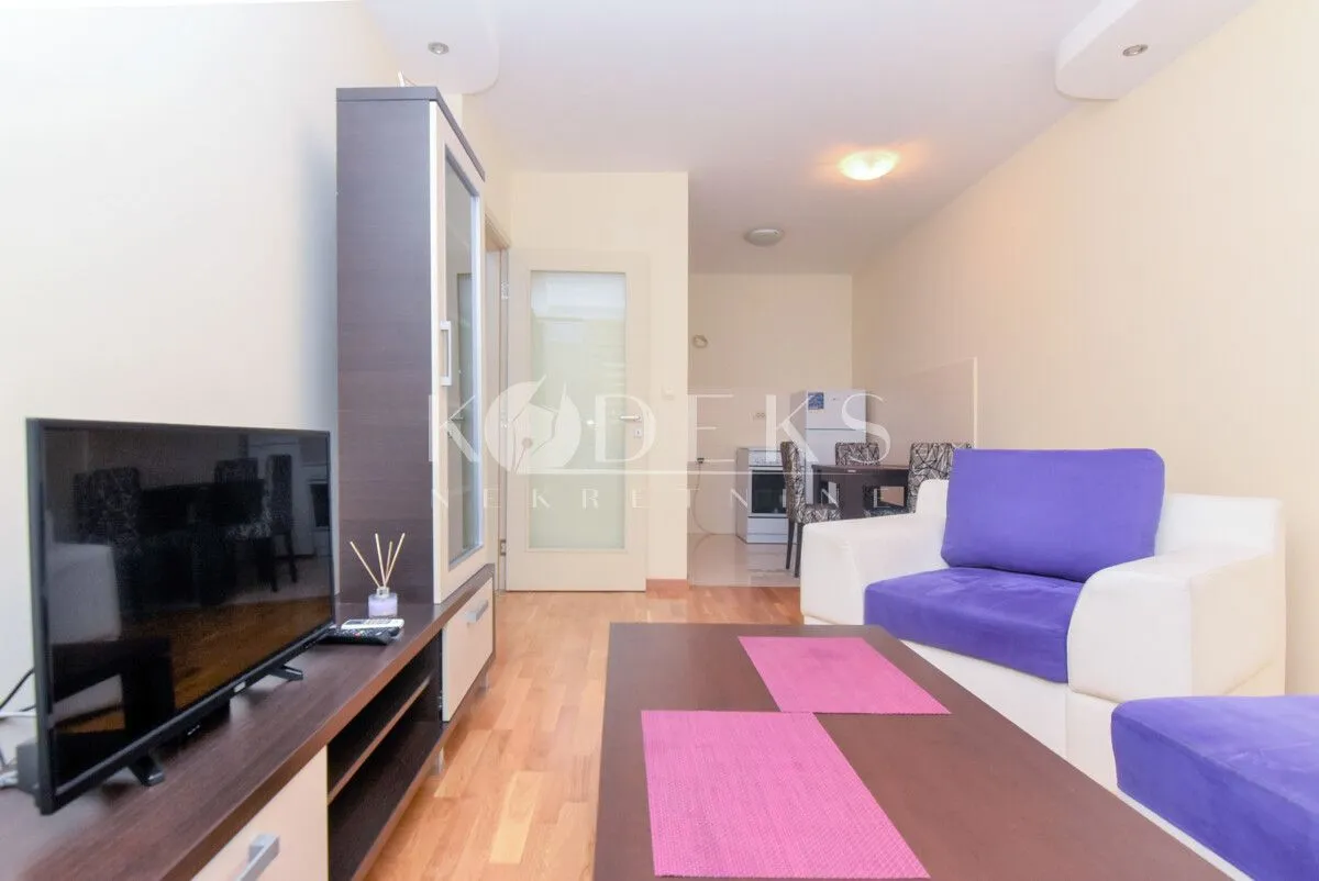 Rent, one bedroom apartment, 39m², City Kej, Podgorica